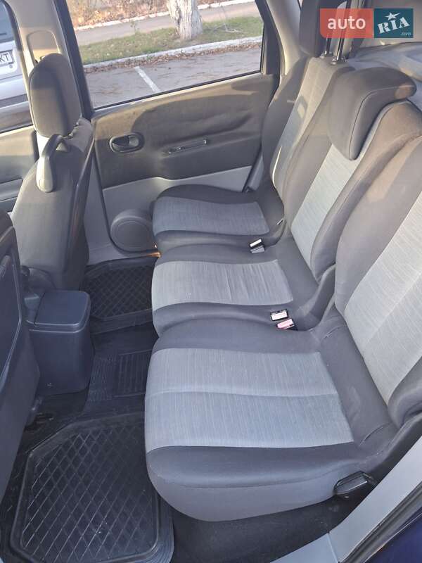 Минивэн Renault Scenic 2003 в Виннице