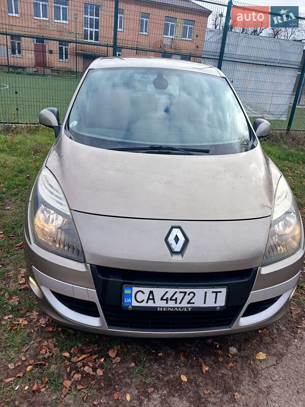 Минивэн Renault Scenic 2010 в Черкассах фото 16 Минивэн Renault Scenic 2010 в Черкассах