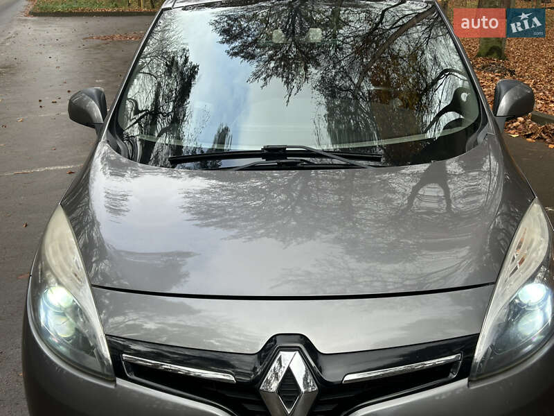 Мінівен Renault Scenic 2015 в Львові