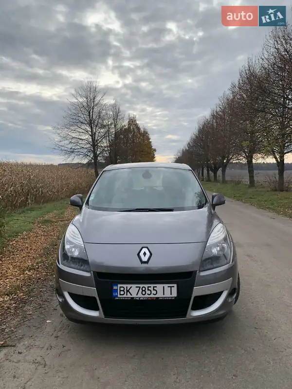 Renault Scenic 2010