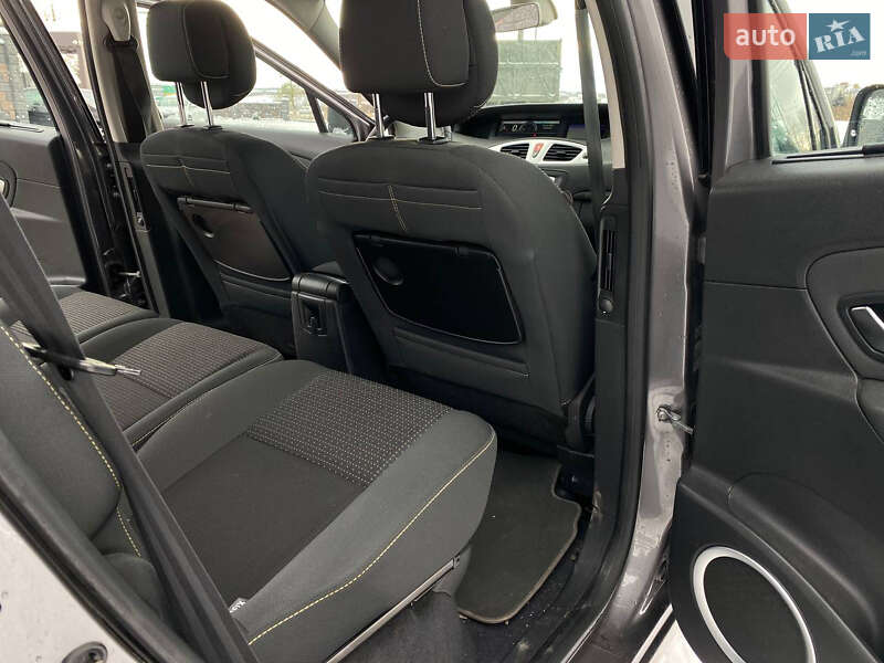 Минивэн Renault Scenic 2010 в Ровно фото 9 Минивэн Renault Scenic 2010 в Ровно