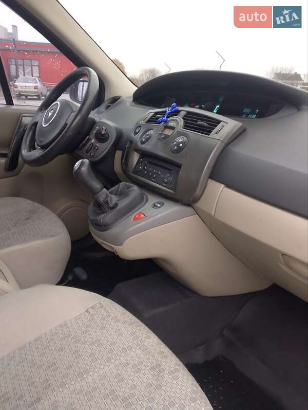 Мінівен Renault Scenic 2006 в Рівному фото 13 Мінівен Renault Scenic 2006 в Рівному