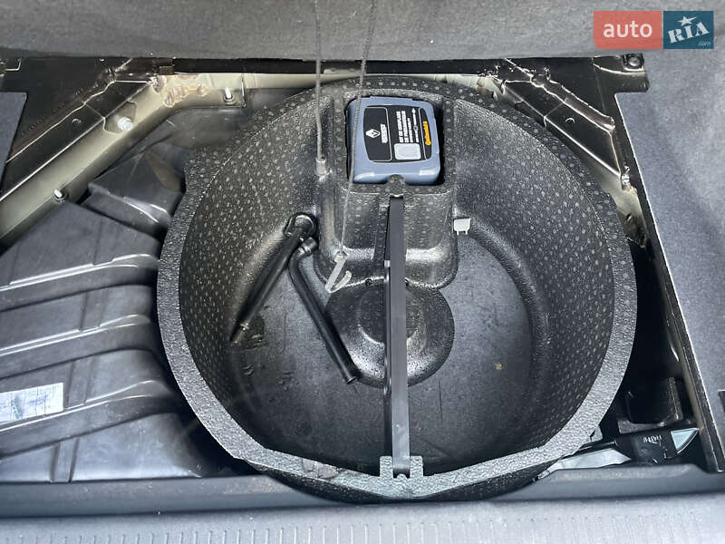 Мінівен Renault Scenic 2009 в Сумах фото 45 Мінівен Renault Scenic 2009 в Сумах