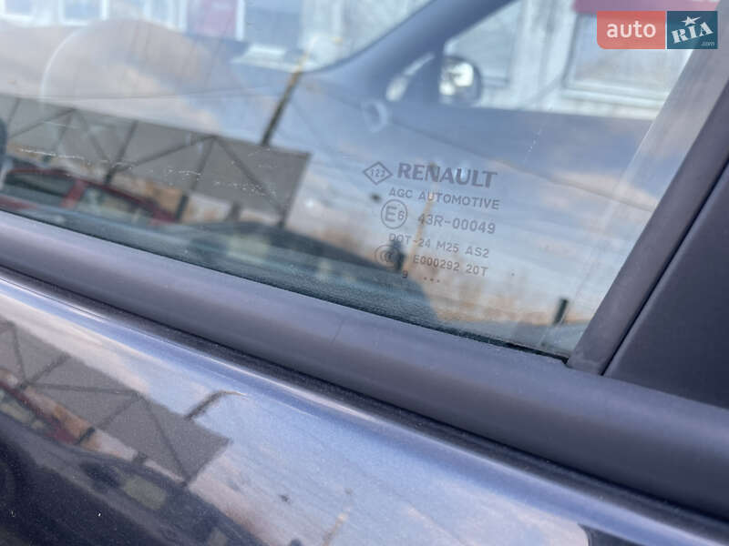 Мінівен Renault Scenic 2009 в Сумах фото 75 Мінівен Renault Scenic 2009 в Сумах