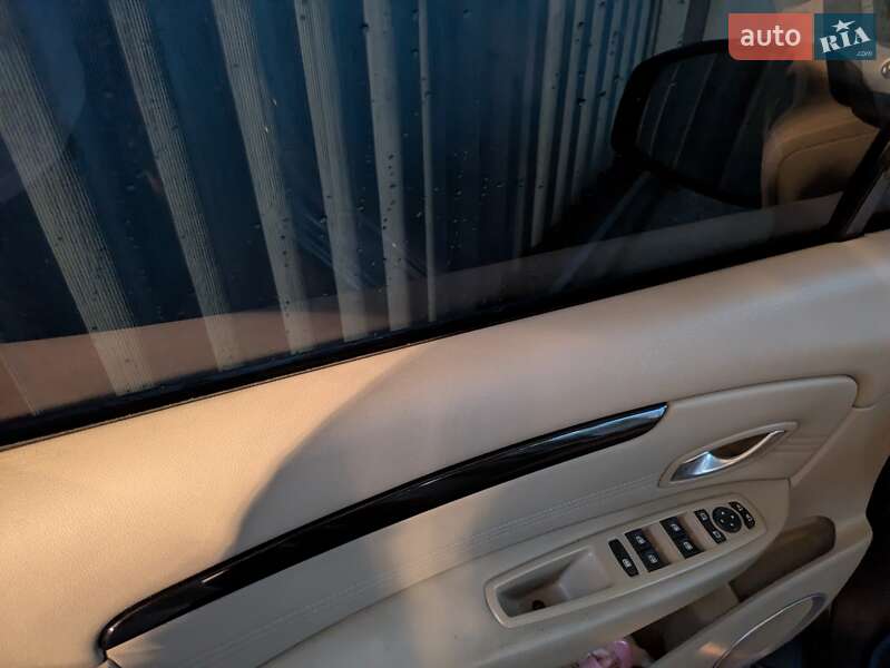 Мінівен Renault Scenic 2009 в Миколаєві