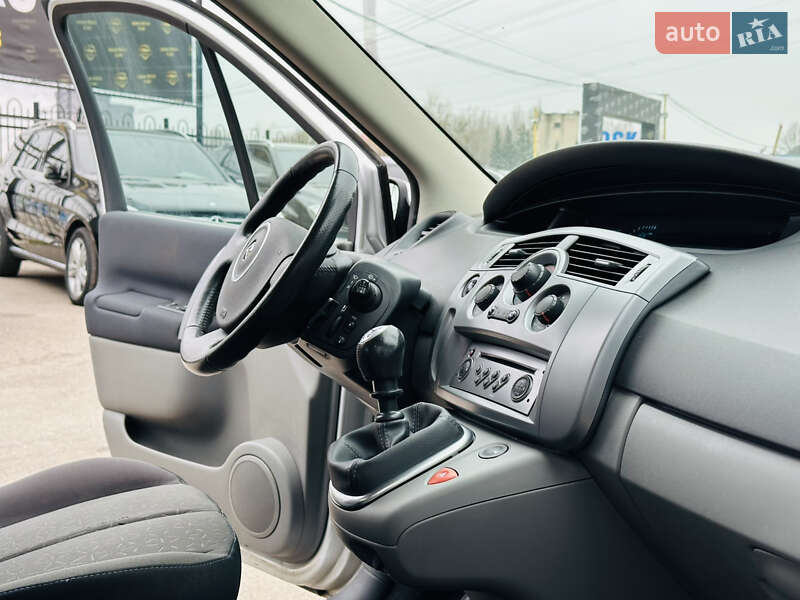 Минивэн Renault Scenic 2009 в Харькове