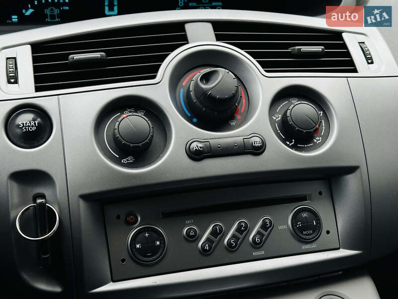 Минивэн Renault Scenic 2009 в Харькове