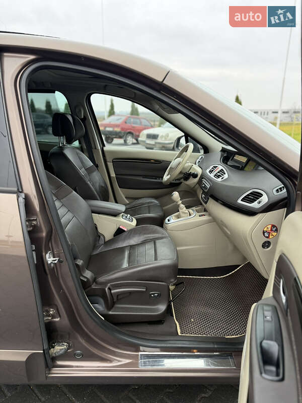 Минивэн Renault Scenic 2009 в Черновцах