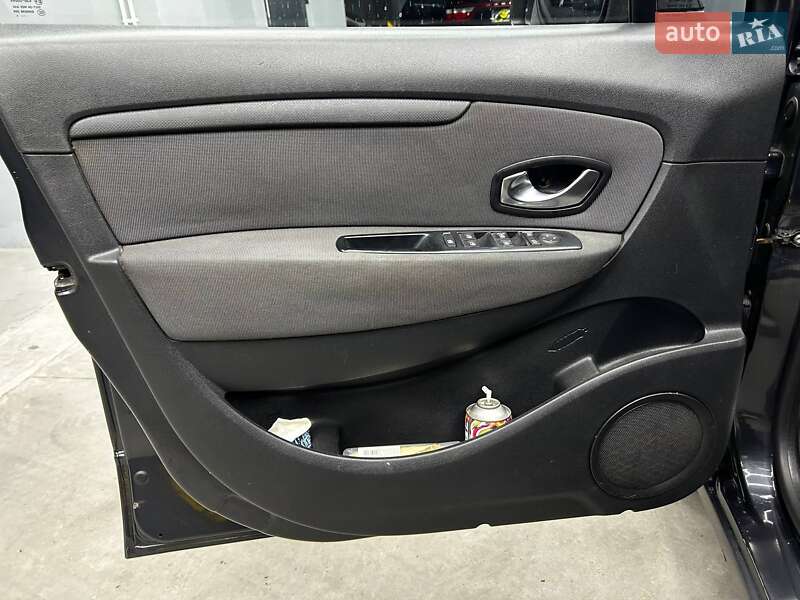Минивэн Renault Scenic 2011 в Черновцах фото 7 Минивэн Renault Scenic 2011 в Черновцах