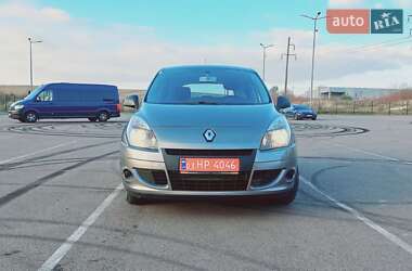 Минивэн Renault Scenic 2010 в Ровно