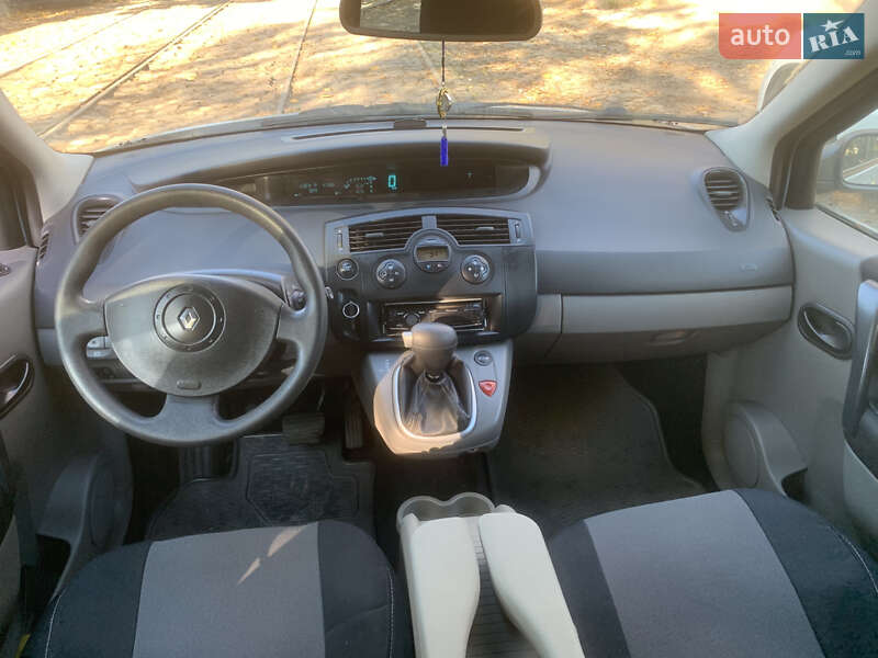 Минивэн Renault Scenic 2006 в Николаеве фото 5 Минивэн Renault Scenic 2006 в Николаеве