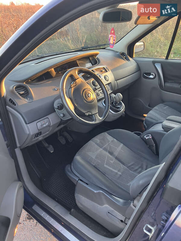Мінівен Renault Scenic 2005 в Івано-Франківську фото 5 Мінівен Renault Scenic 2005 в Івано-Франківську