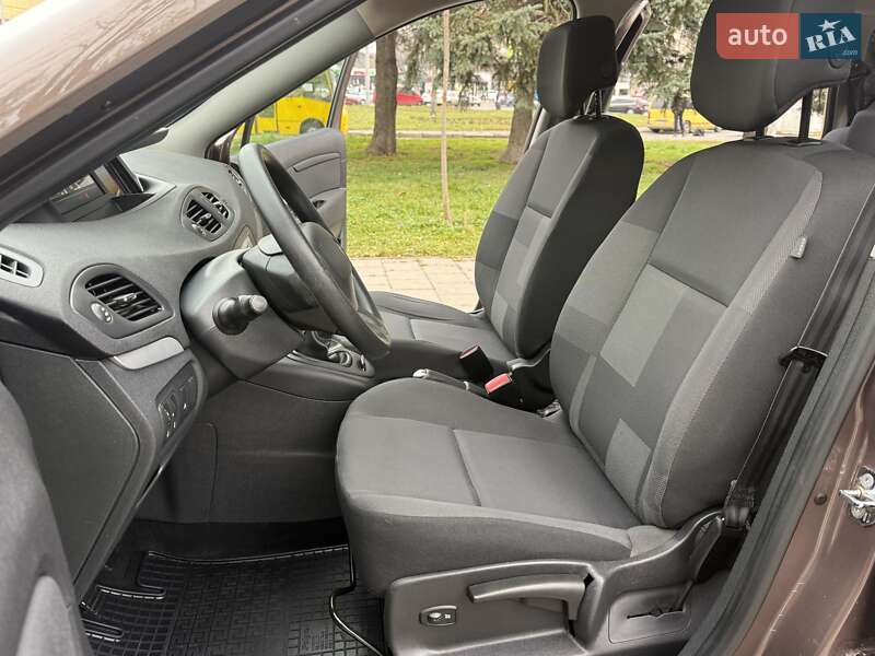 Мінівен Renault Scenic 2013 в Вінниці