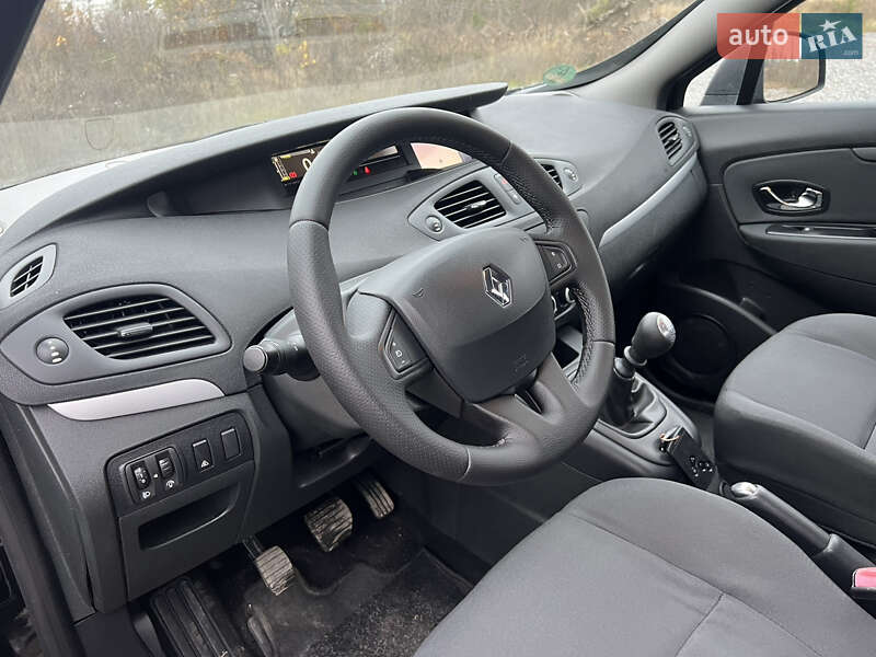 Минивэн Renault Scenic 2012 в Виннице