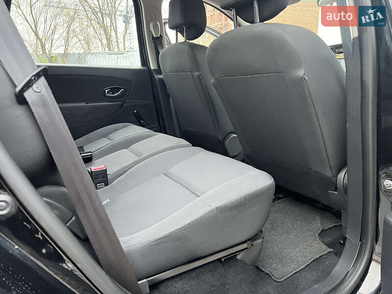 Минивэн Renault Scenic 2012 в Виннице