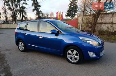Минивэн Renault Scenic 2011 в Стрые