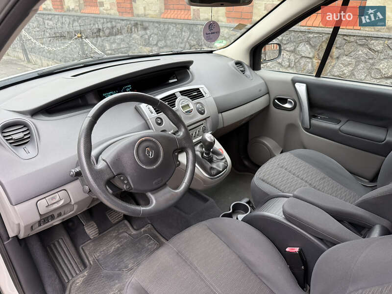 Минивэн Renault Scenic 2007 в Красилове