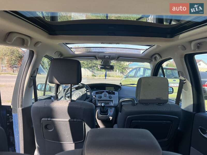 Минивэн Renault Scenic 2008 в Лозовой