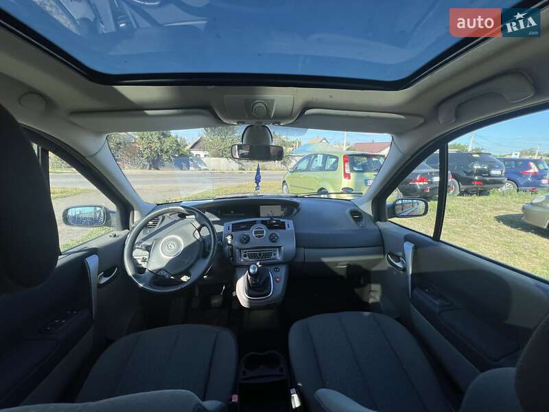 Минивэн Renault Scenic 2008 в Лозовой