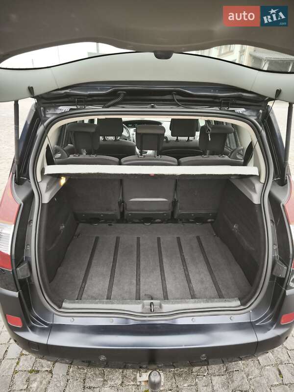 Мінівен Renault Scenic 2008 в Рівному