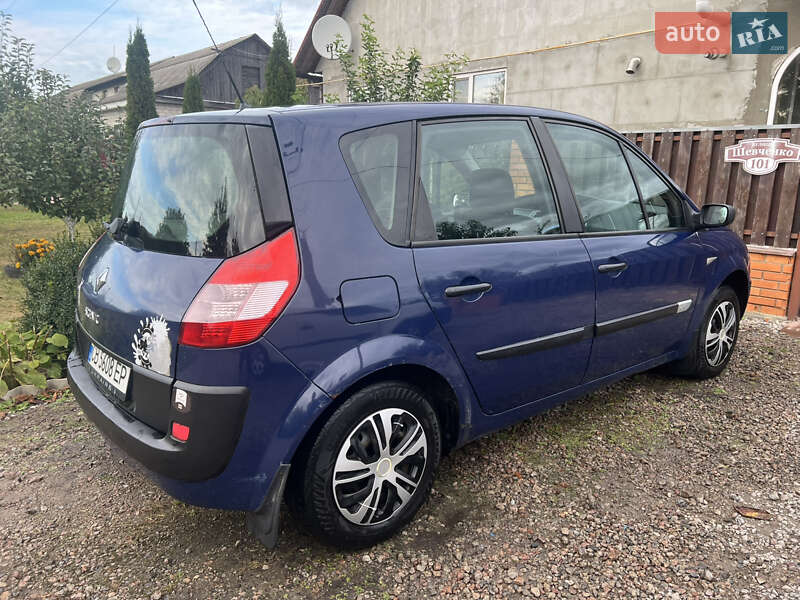 Минивэн Renault Scenic 2004 в Новгород-Северском