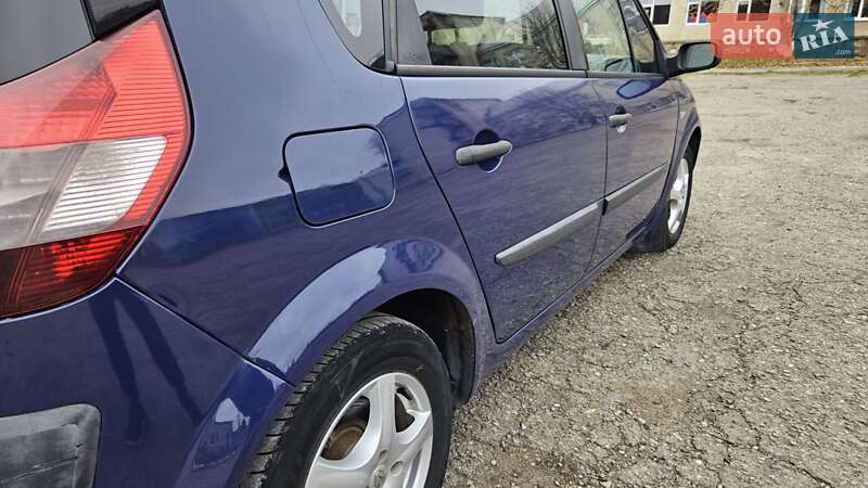 Мінівен Renault Scenic 2004 в Заліщиках