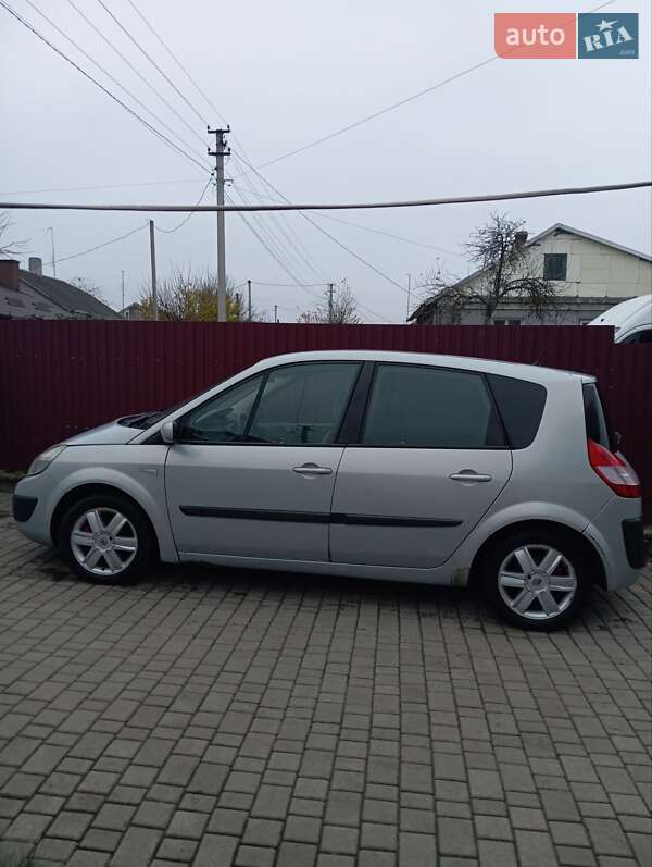 Мінівен Renault Scenic 2004 в Рожище