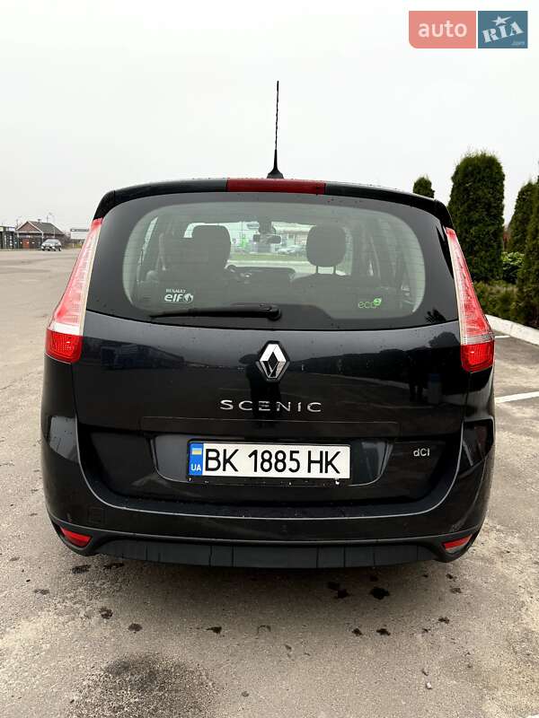 Минивэн Renault Scenic 2010 в Сарнах