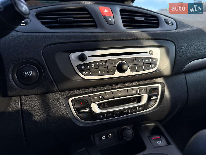 Мінівен Renault Scenic 2010 в Луцьку