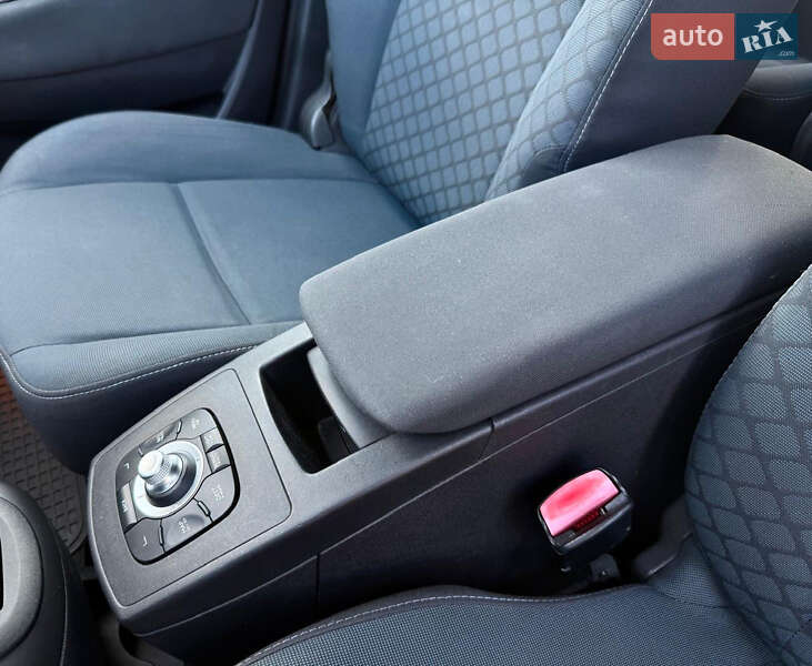 Мінівен Renault Scenic 2010 в Луцьку