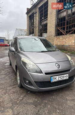 Минивэн Renault Scenic 2009 в Киеве