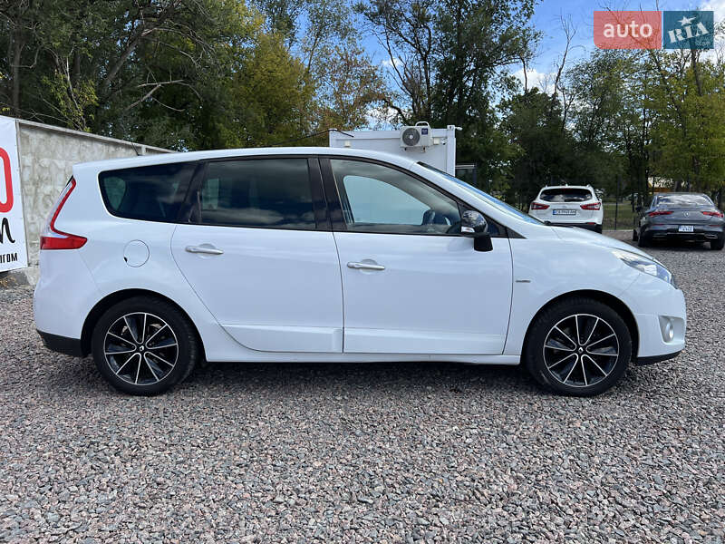Минивэн Renault Scenic 2011 в Черкассах