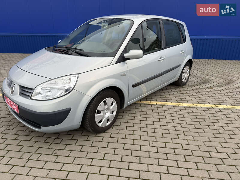 Мінівен Renault Scenic 2004 в Нововолинську