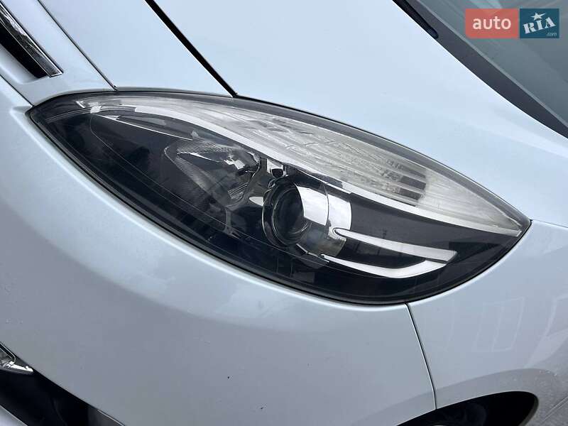Мінівен Renault Scenic 2012 в Одесі фото 9 Мінівен Renault Scenic 2012 в Одесі