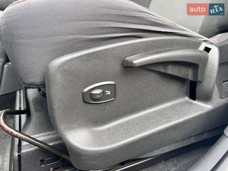 Мінівен Renault Scenic 2012 в Одесі фото 15 Мінівен Renault Scenic 2012 в Одесі