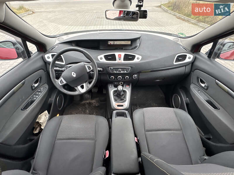 Минивэн Renault Scenic 2010 в Виннице