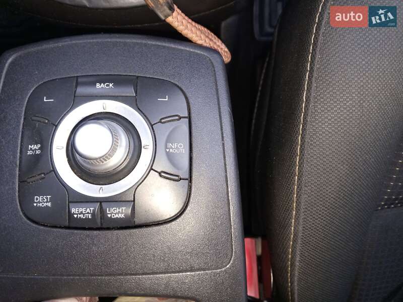 Минивэн Renault Scenic 2010 в Красилове фото 10 Минивэн Renault Scenic 2010 в Красилове