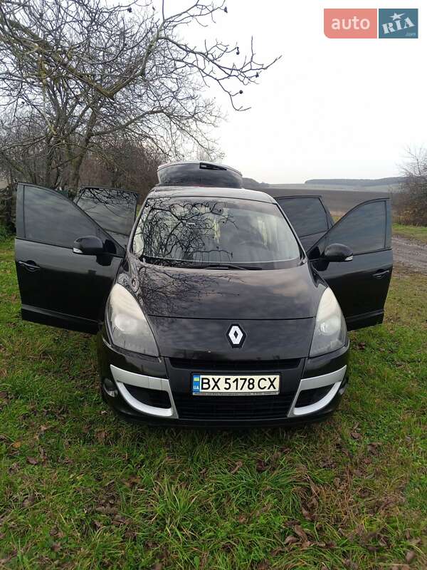Минивэн Renault Scenic 2010 в Красилове фото 15 Минивэн Renault Scenic 2010 в Красилове