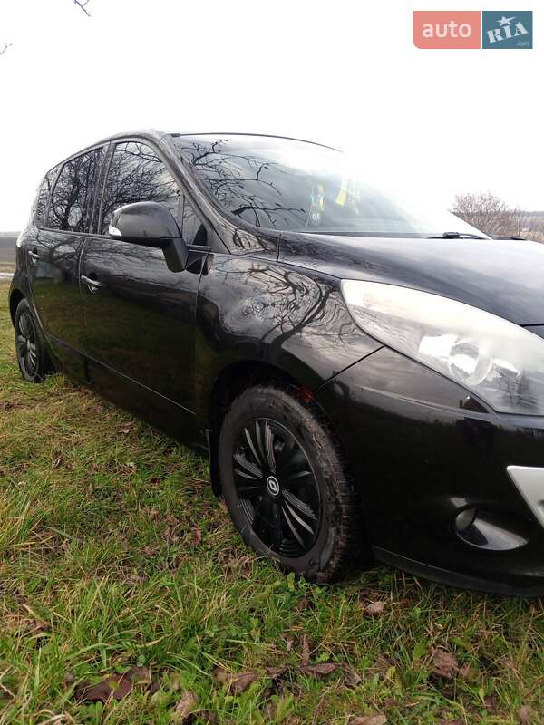 Минивэн Renault Scenic 2010 в Красилове фото 20 Минивэн Renault Scenic 2010 в Красилове