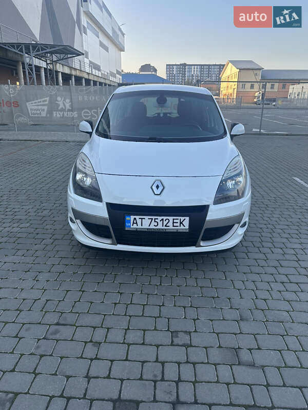 Минивэн Renault Scenic 2011 в Ивано-Франковске фото 3 Минивэн Renault Scenic 2011 в Ивано-Франковске