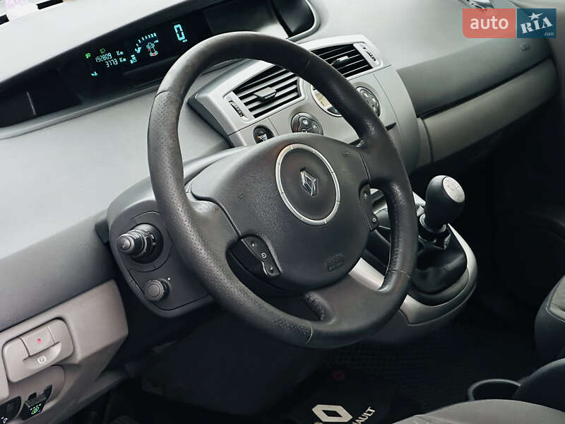 Минивэн Renault Scenic 2008 в Харькове
