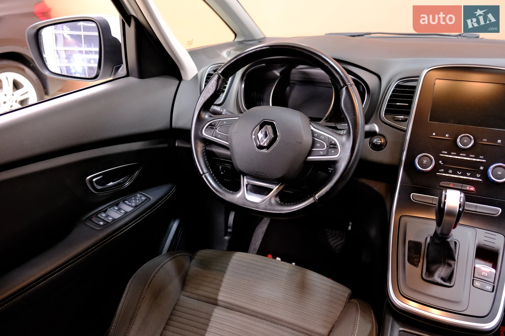 2017 Renault Scenic - мініатюра 47