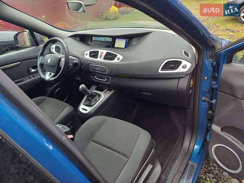 Мінівен Renault Scenic 2010 в Луцьку