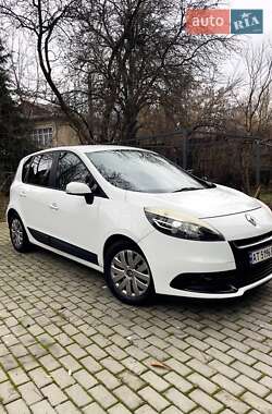 Минивэн Renault Scenic 2012 в Ивано-Франковске