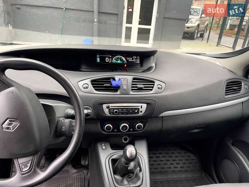 Минивэн Renault Scenic 2012 в Ивано-Франковске фото 41 Минивэн Renault Scenic 2012 в Ивано-Франковске