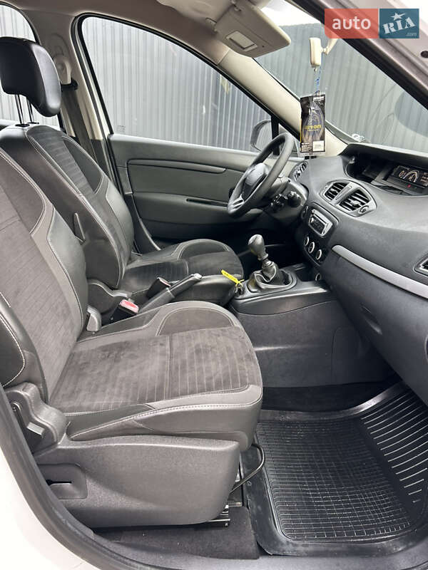 Мінівен Renault Scenic 2013 в Полтаві фото 84 Мінівен Renault Scenic 2013 в Полтаві