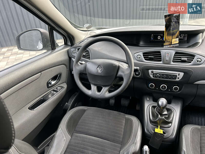 Мінівен Renault Scenic 2013 в Полтаві фото 136 Мінівен Renault Scenic 2013 в Полтаві