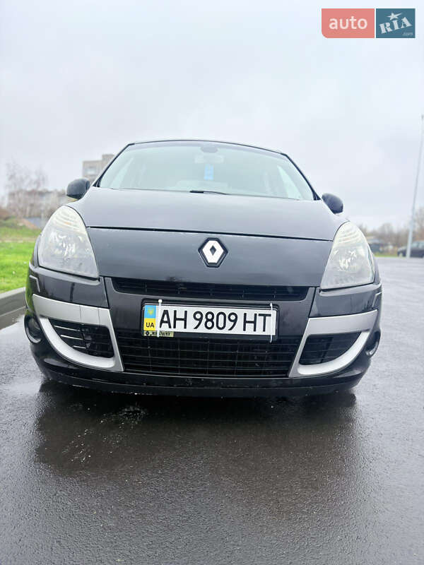 Мінівен Renault Scenic 2011 в Шостці
