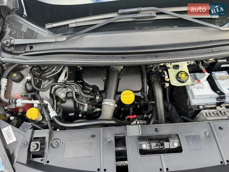 Мінівен Renault Scenic 2013 в Луцьку
