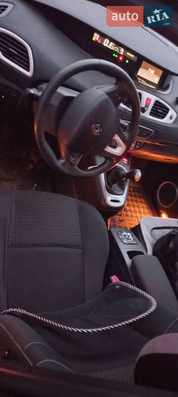 Мінівен Renault Scenic 2010 в Вінниці фото 14 Мінівен Renault Scenic 2010 в Вінниці